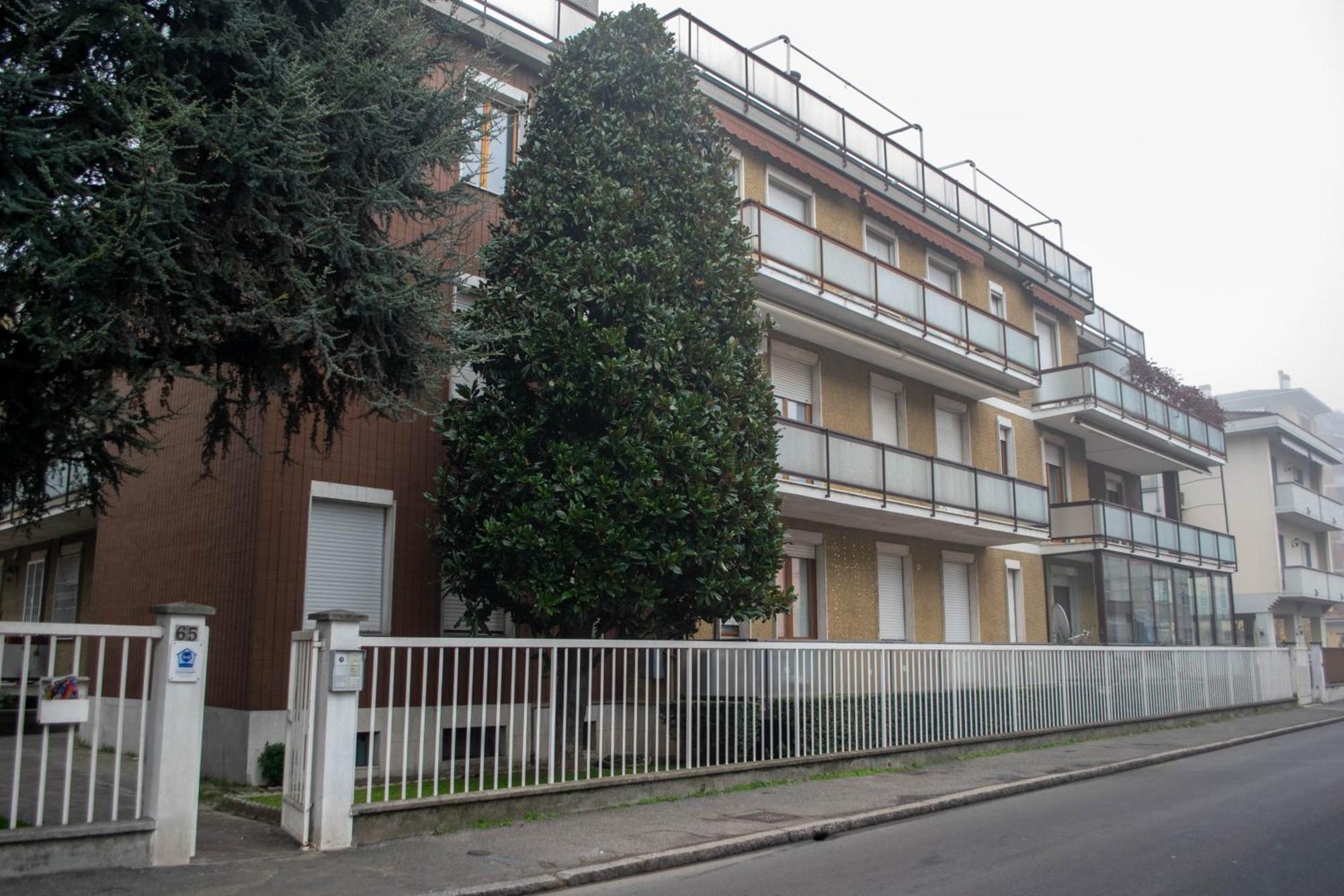 Bed and Breakfast Emmanueli65 Fronte Clinica Per 4 Matrimoniale E Castello Plasencia Exterior foto